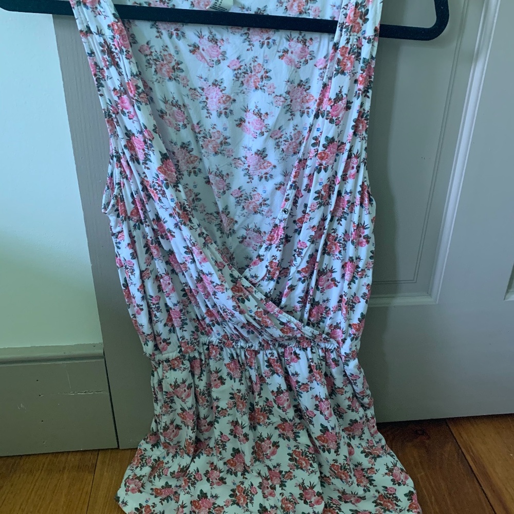 FOREVER 21 FLORAL ROMPER